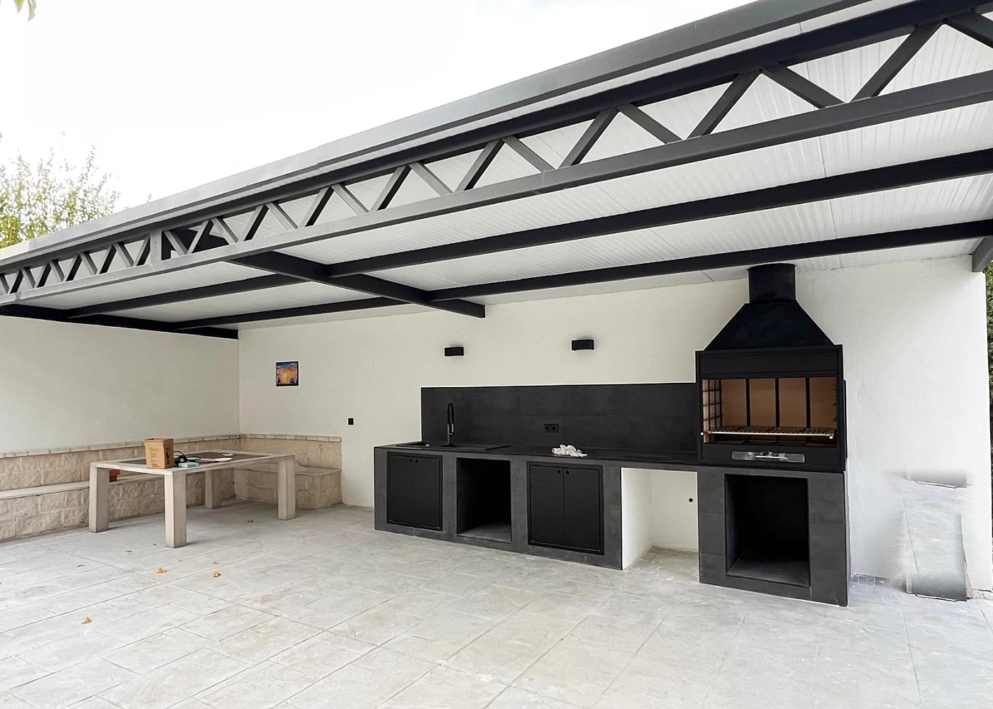 Ático con terraza reformada en zona residencial de Madrid