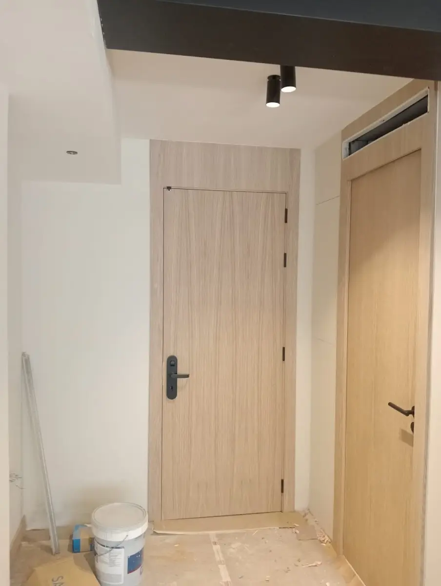 Detalle de Puertas de paso y entrada: Masa de la hoja y atenuación del ruido